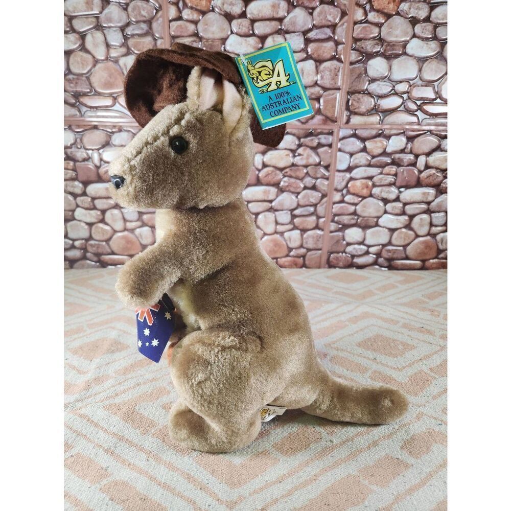 100% Australian Company Kangaroo with Joey #A93